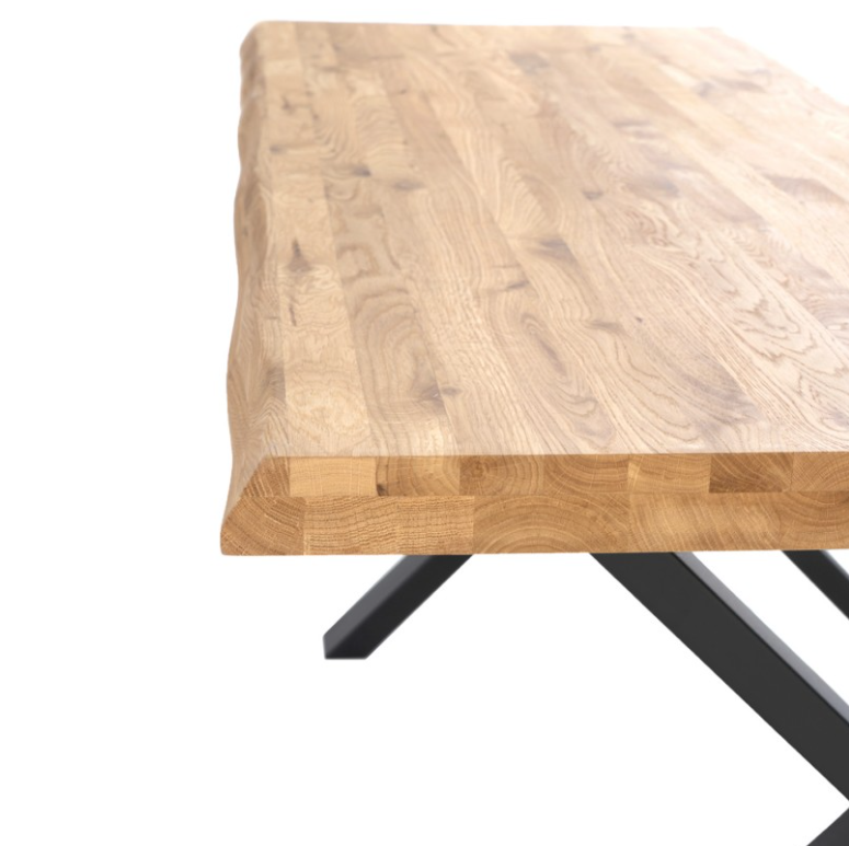 Mesa de comedor Corine madera de roble negro 140 cm