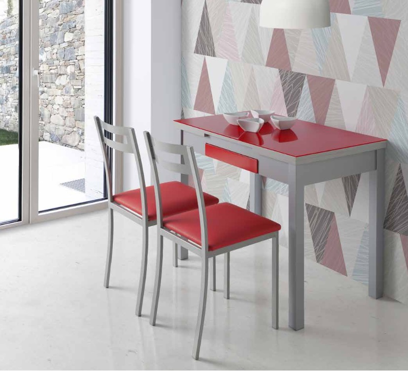 Conjunto de cocina mesa Amtibes MDF gris cristal rojo sillas oporto