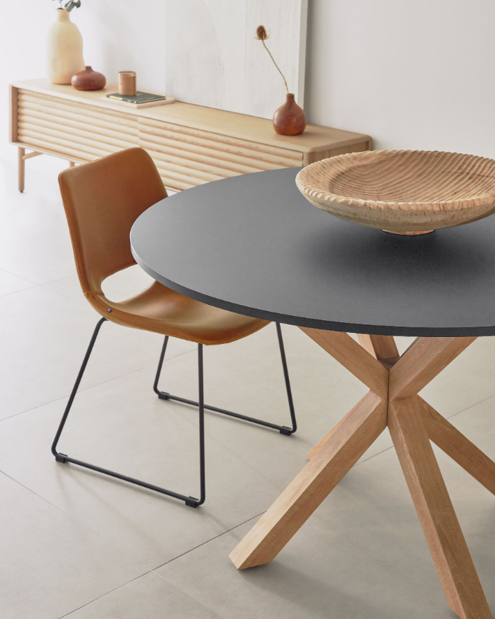 Mesa redonda negro patas de acero efecto madera 120 cm